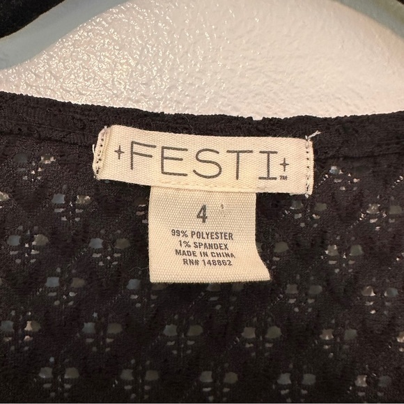 Torrid Festi Lace Tie-Front Crop Top Cardi size 4X Black - Picture 5 of 8